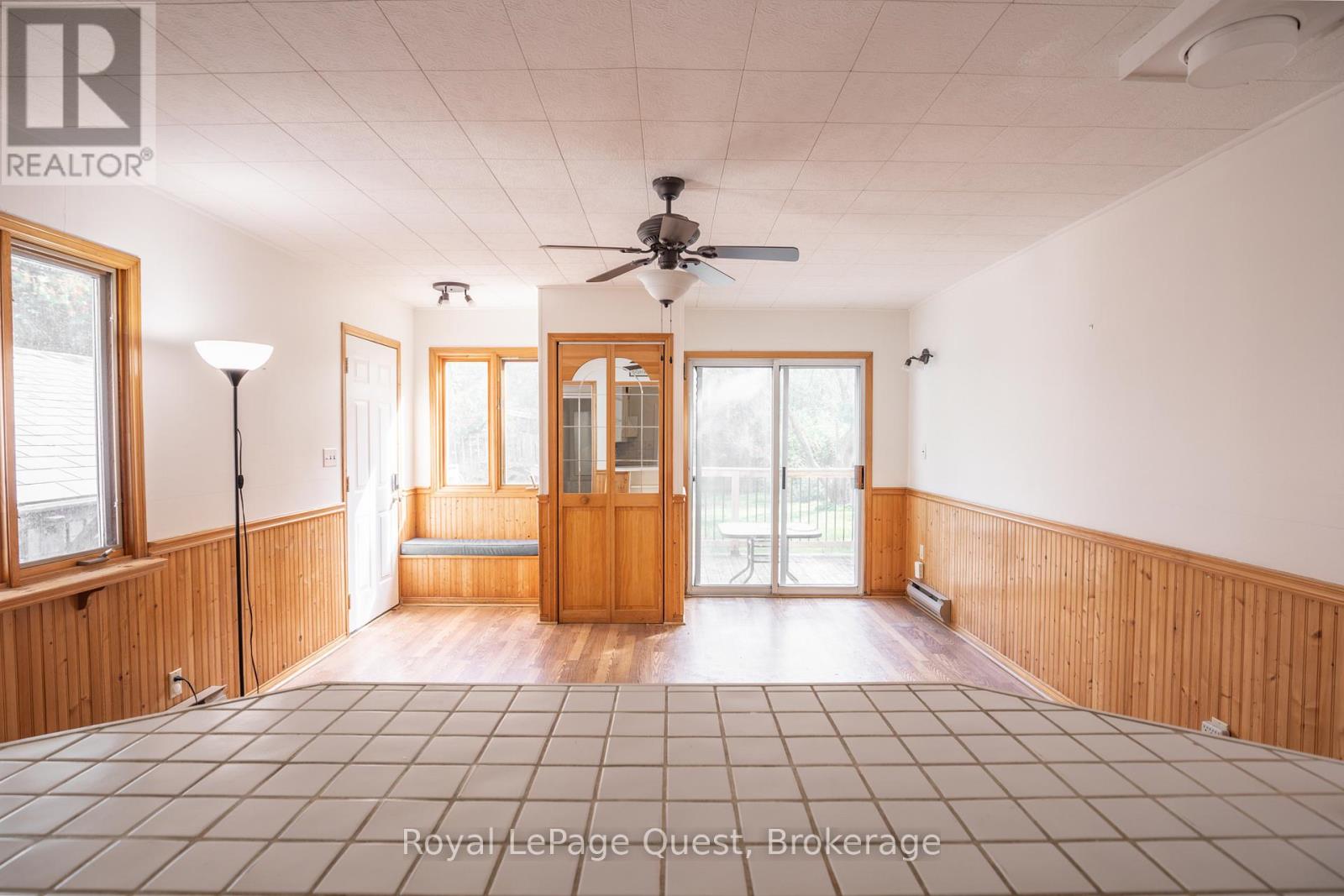 59 Fittons Road E, Orillia, Ontario  L3V 2J2 - Photo 16 - S12466058