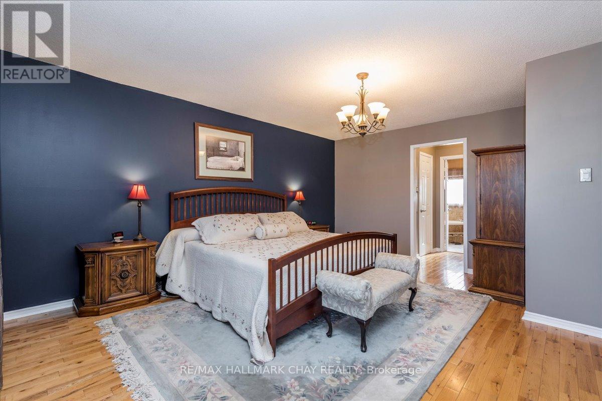 21 Barwick Drive, Barrie, Ontario  L4N 6Z7 - Photo 23 - S12465973