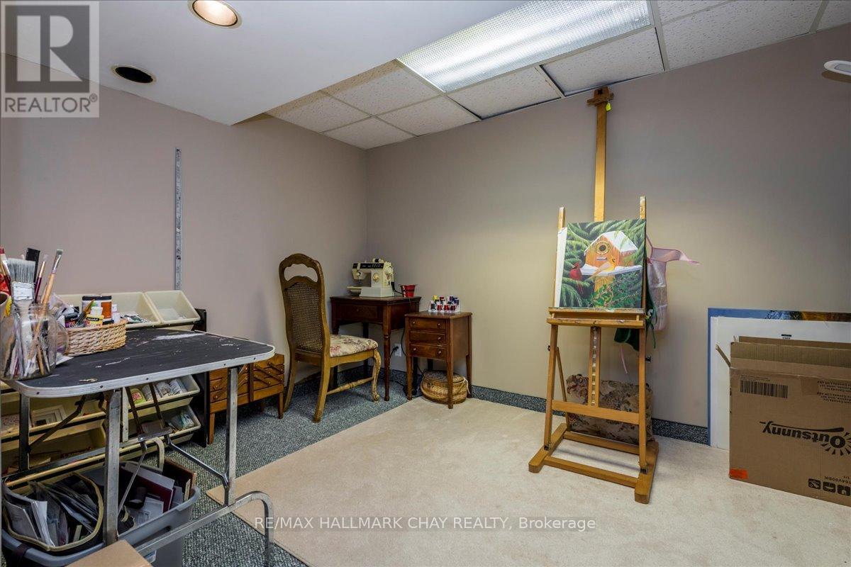 21 Barwick Drive, Barrie, Ontario  L4N 6Z7 - Photo 30 - S12465973