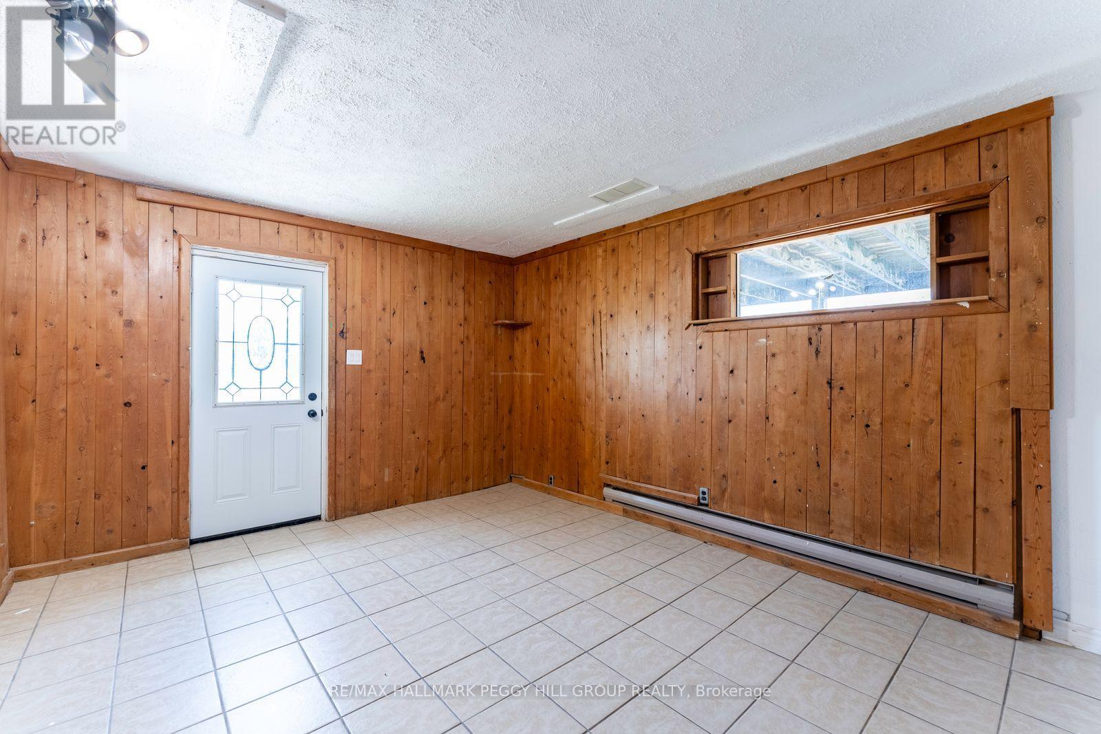 262 Duckworth Street, Barrie, Ontario  L4M 3X2 - Photo 11 - S12466011