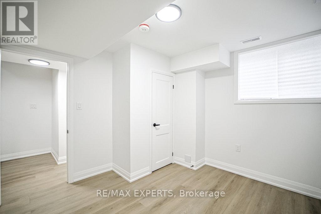 1 - 426 Veterans Drive, Barrie, Ontario  L4N 9G9 - Photo 10 - S12466015