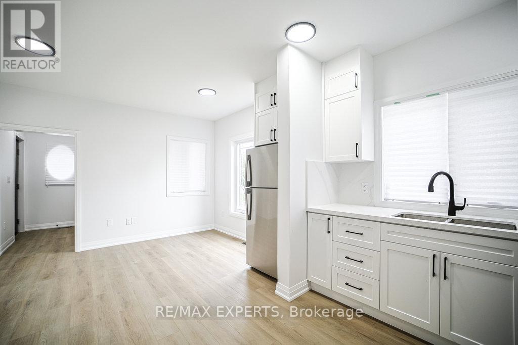 1 - 426 Veterans Drive, Barrie, Ontario  L4N 9G9 - Photo 5 - S12466015
