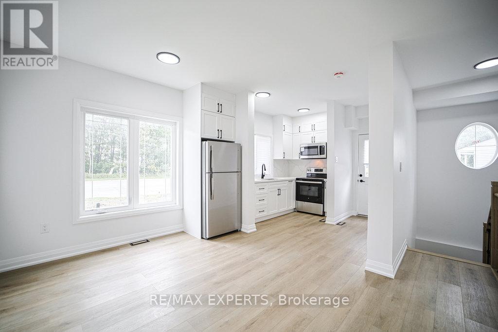 1 - 426 Veterans Drive, Barrie, Ontario  L4N 9G9 - Photo 6 - S12466015