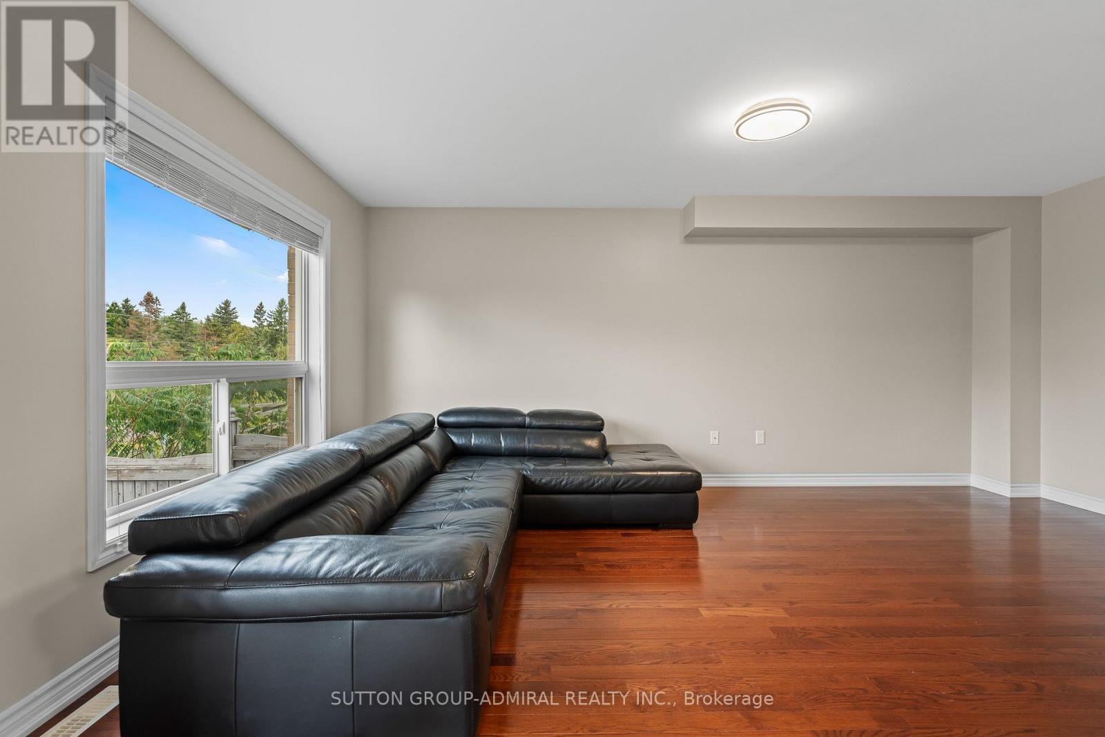 29 Crew Court, Barrie, Ontario  L4N 5S4 - Photo 10 - S12466016