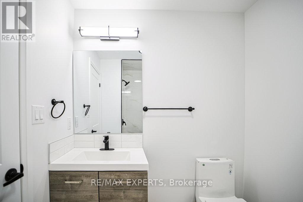 3 - 426 Veterans Drive, Barrie, Ontario  L4N 9G9 - Photo 14 - S12466023