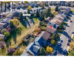 47 Elk Hill SE Edgewater