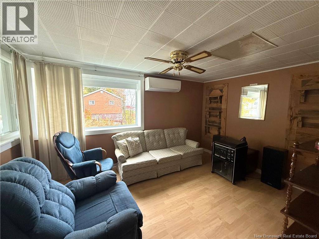 365 Adelaide Street, Dalhousie, New Brunswick  E8C 1B3 - Photo 9 - NB128670