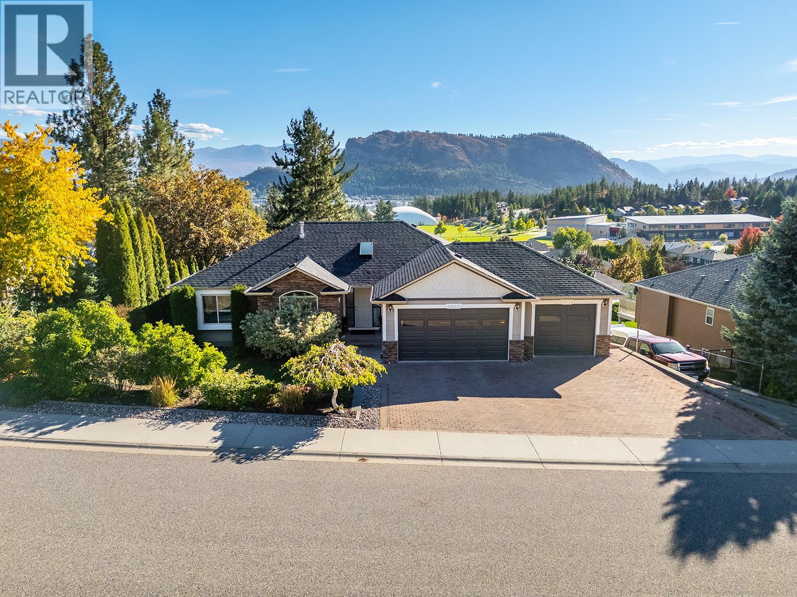 2031 Rosealee Lane, West Kelowna, British Columbia