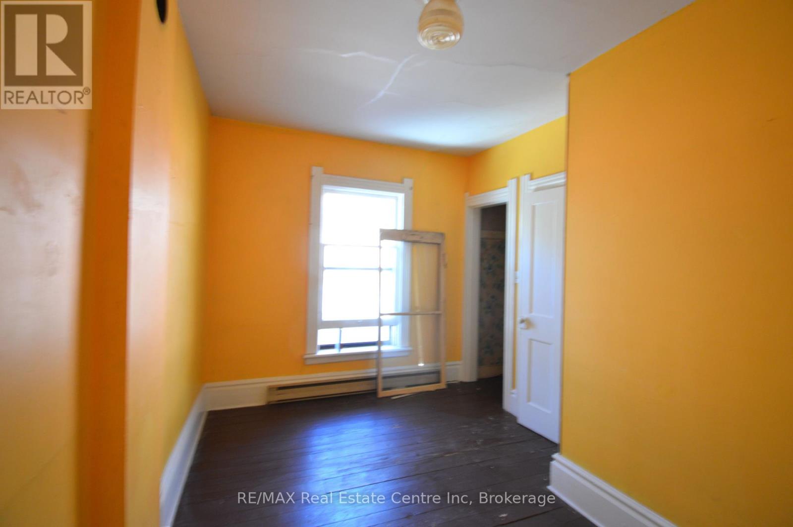 30 Glasgow Street N, Guelph, Ontario  N1H 4V5 - Photo 16 - X12466052