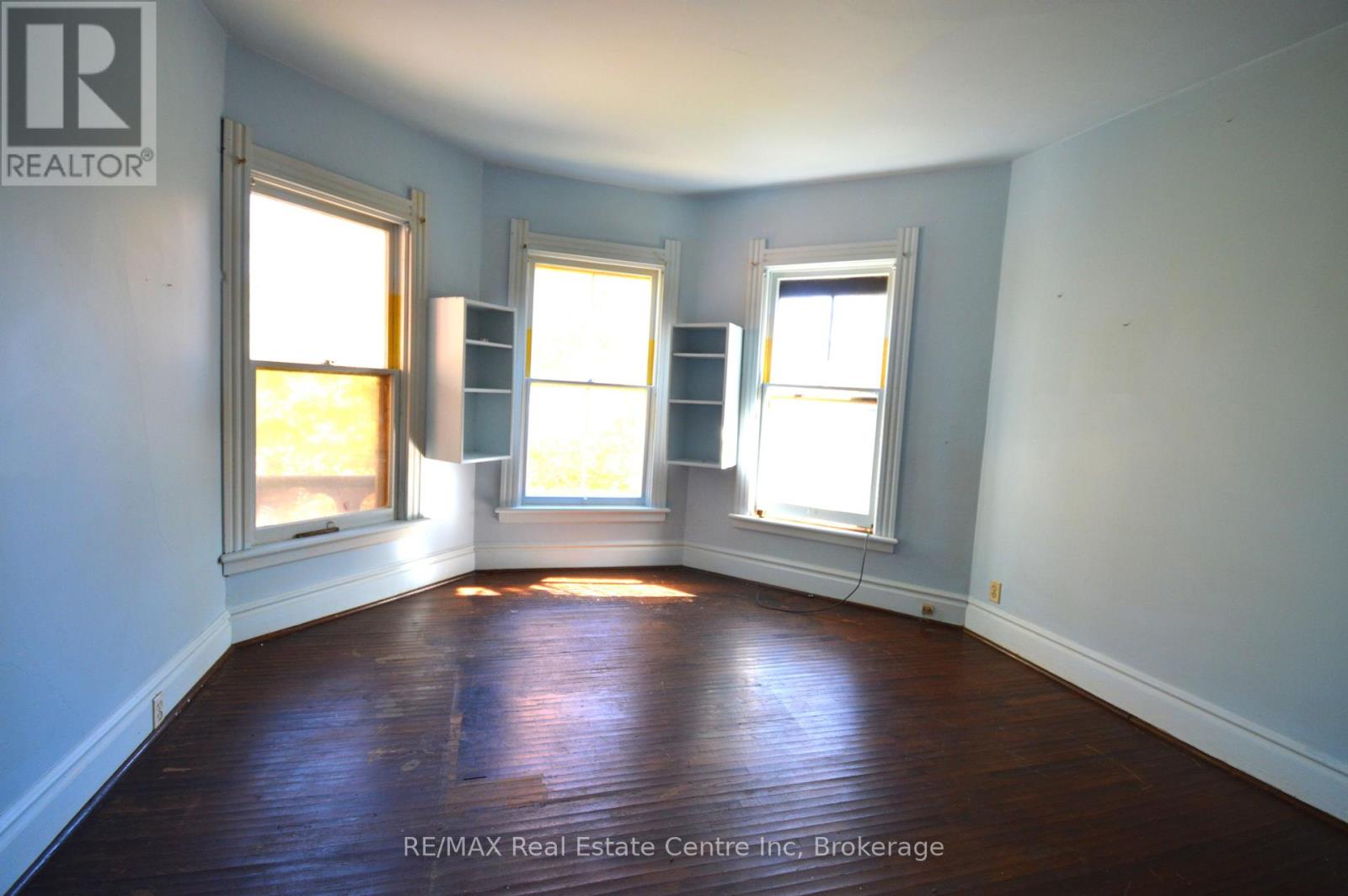 30 Glasgow Street N, Guelph, Ontario  N1H 4V5 - Photo 19 - X12466052