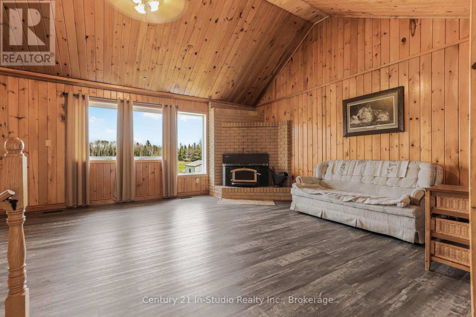 453157 Grey Road 2, Grey Highlands, Ontario  N0C 1L0 - Photo 19 - X12466091
