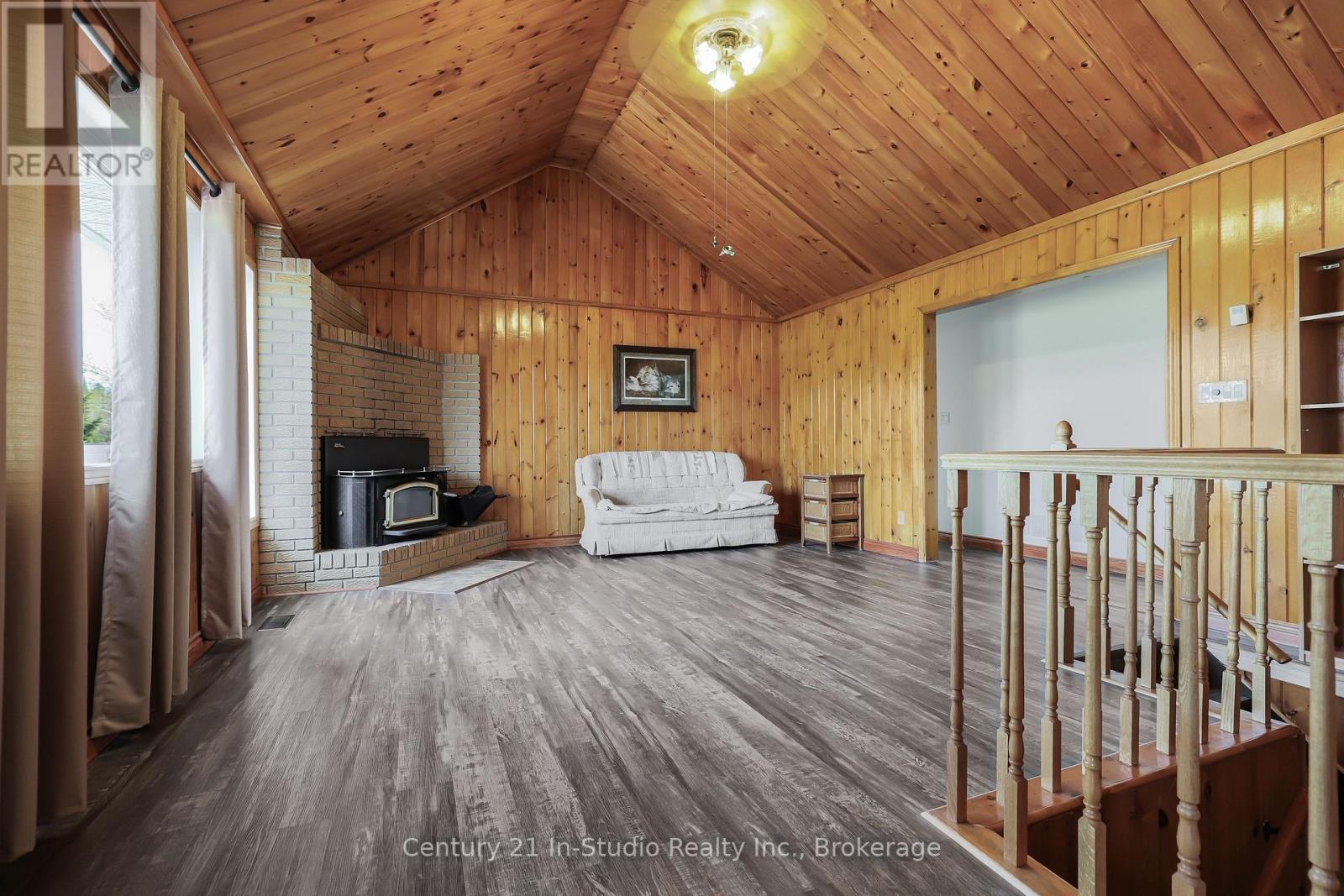 453157 Grey Road 2, Grey Highlands, Ontario  N0C 1L0 - Photo 21 - X12466091