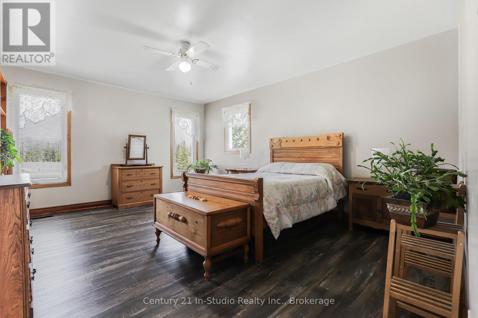 453157 Grey Road 2, Grey Highlands, Ontario  N0C 1L0 - Photo 28 - X12466091