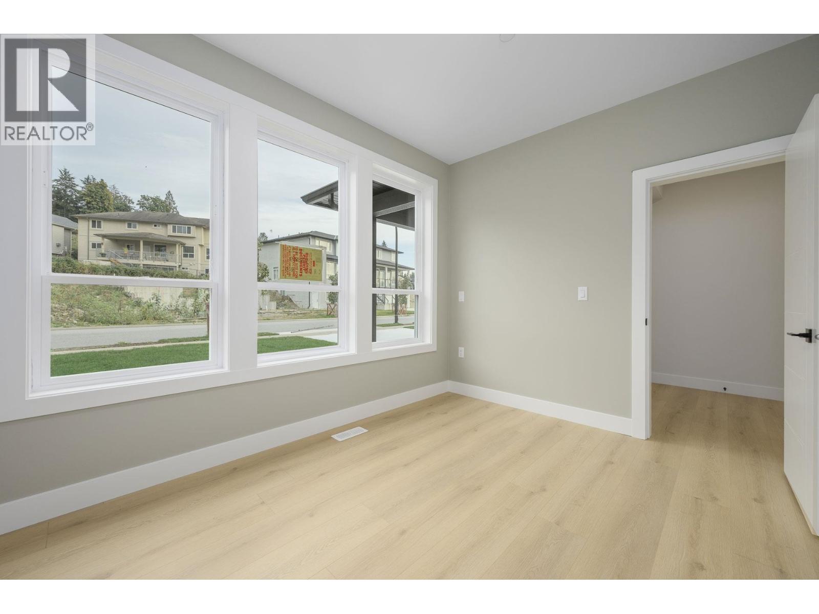 23349 Cross Road, Maple Ridge, British Columbia  V4R 0C8 - Photo 3 - R3059088