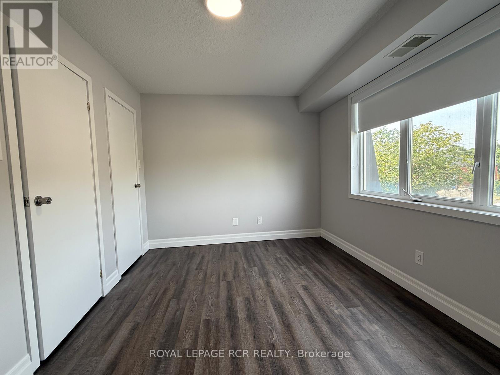 4 - 56 Queen Street N, Caledon, Ontario  L7E 1B9 - Photo 27 - W12465858
