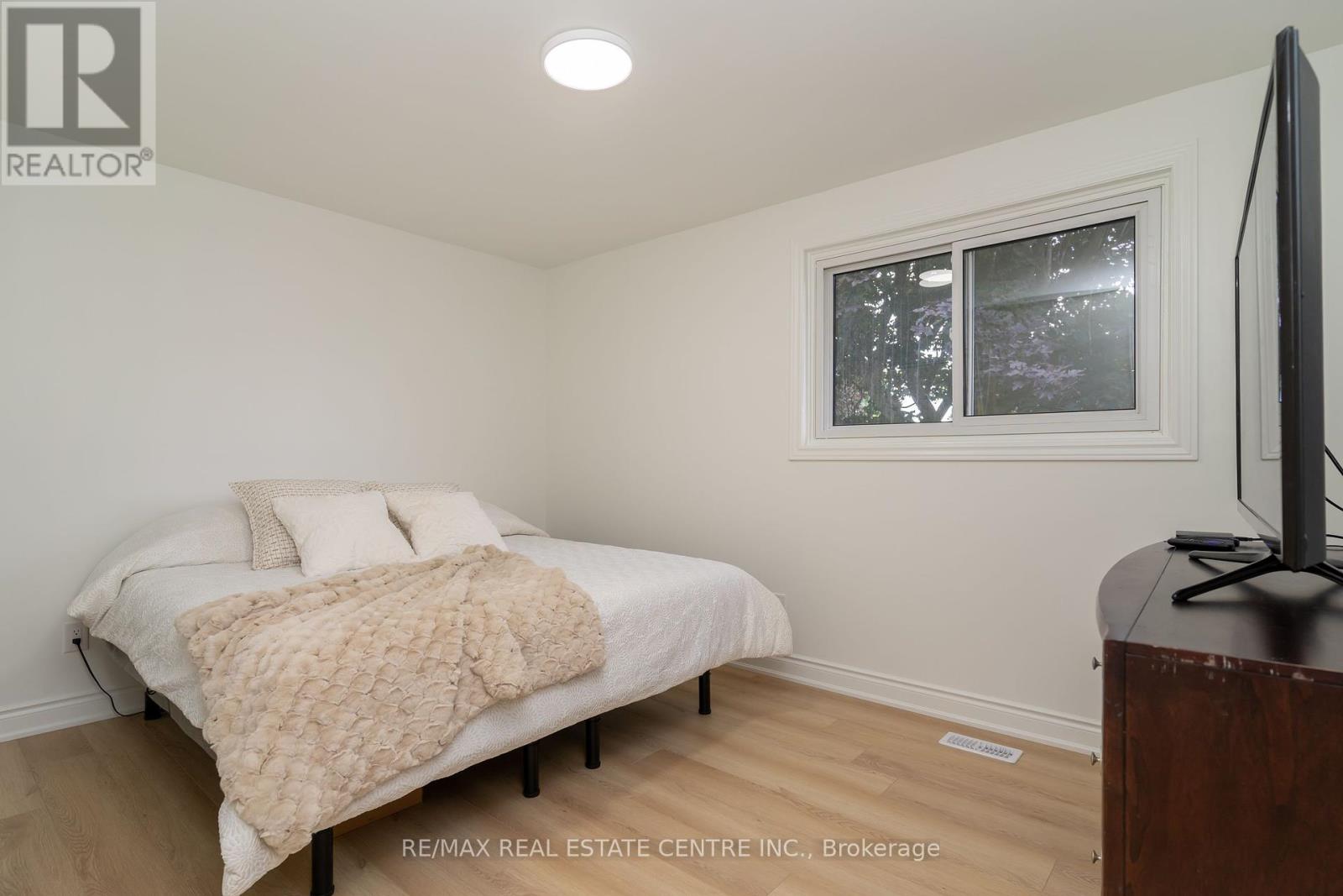 101 Church Street, Orangeville, Ontario  L9W 1P3 - Photo 20 - W12465864