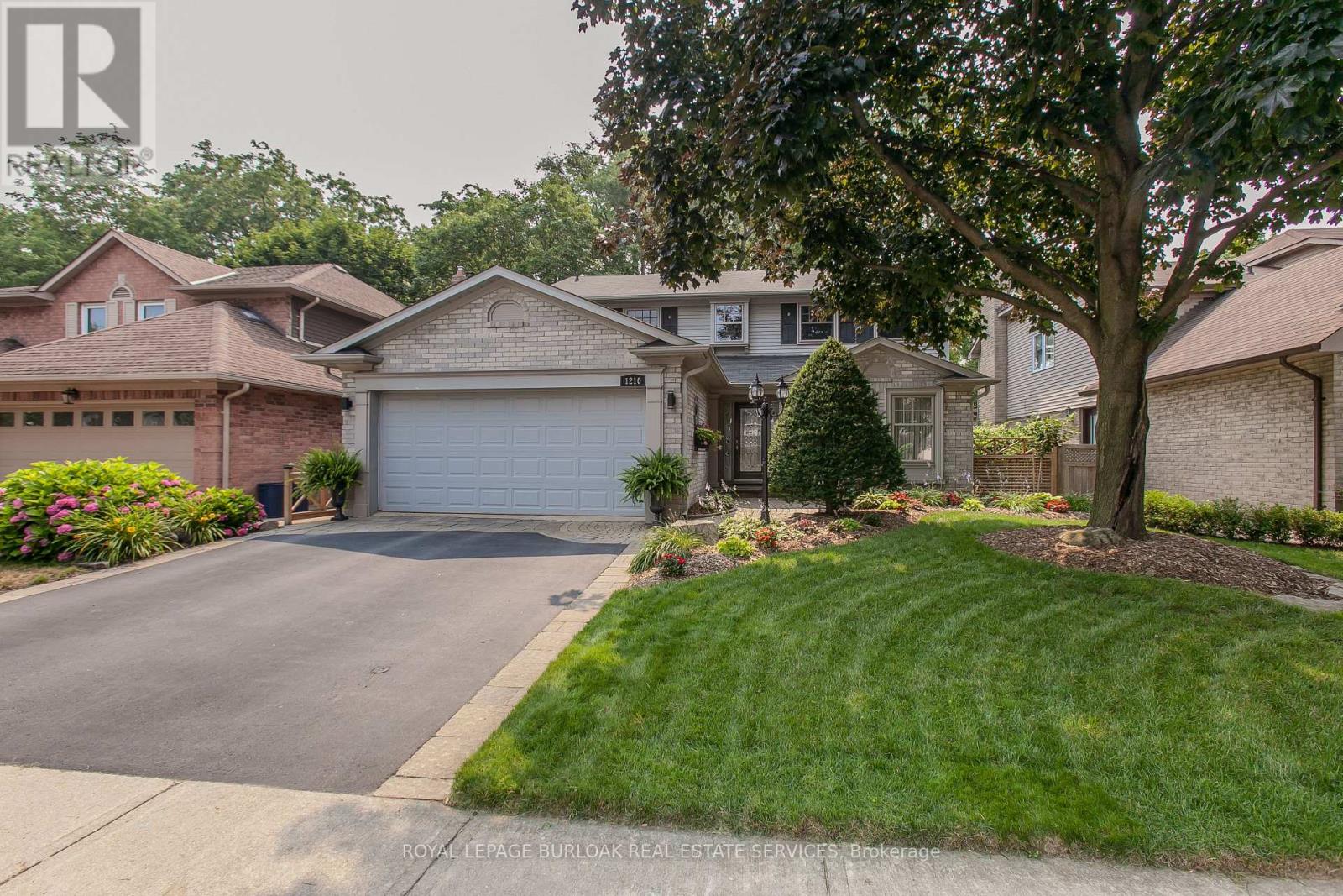1210 HAMMOND STREET, Burlington, Ontario