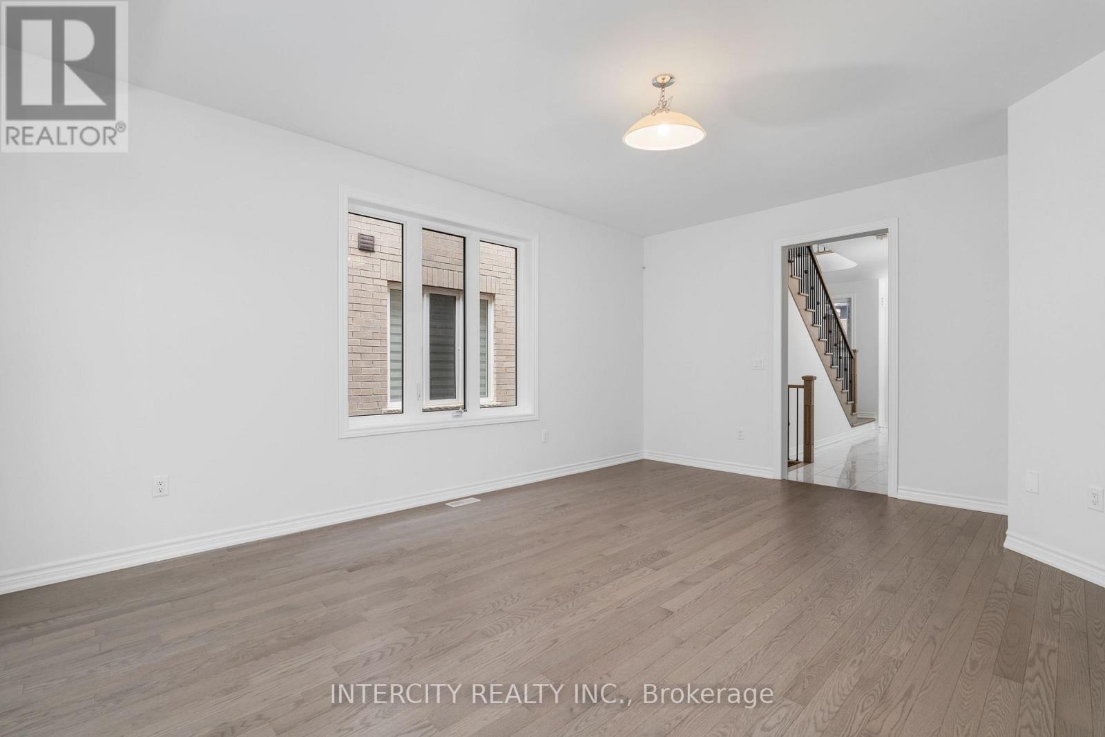 Lot 19 - 9 Dolomite Drive, Brampton, Ontario  L6P 4R6 - Photo 10 - W12465908