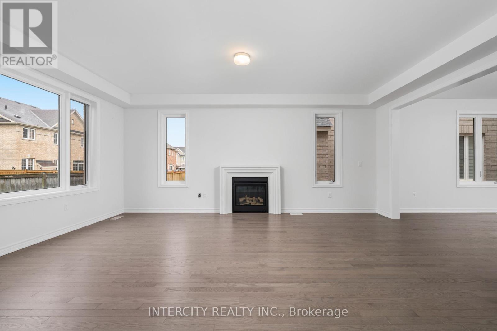 Lot 19 - 9 Dolomite Drive, Brampton, Ontario  L6P 4R6 - Photo 13 - W12465908