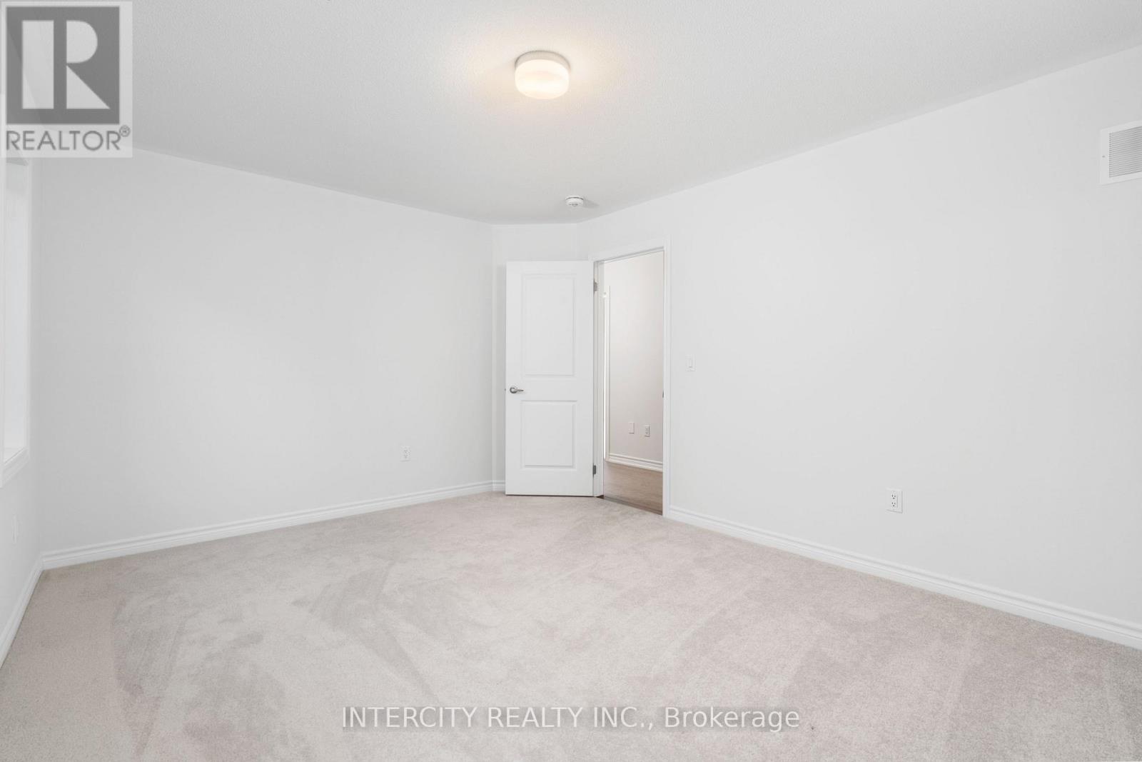 Lot 19 - 9 Dolomite Drive, Brampton, Ontario  L6P 4R6 - Photo 35 - W12465908