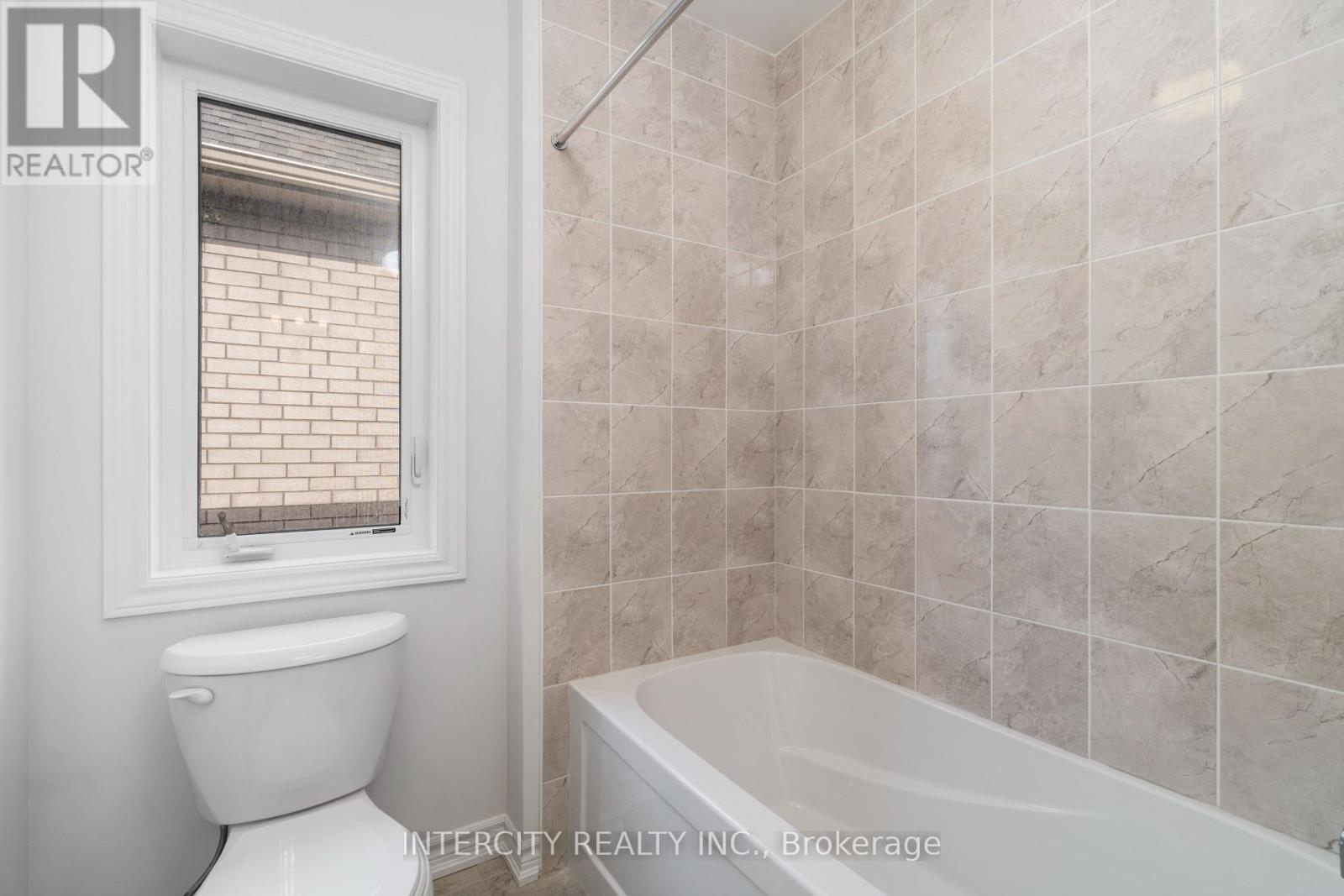 Lot 19 - 9 Dolomite Drive, Brampton, Ontario  L6P 4R6 - Photo 43 - W12465908