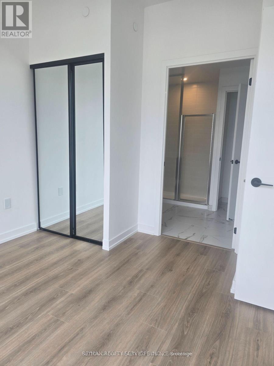 203 - 10 Lagerfeld Drive, Brampton, Ontario  L7A 5L3 - Photo 8 - W12465960