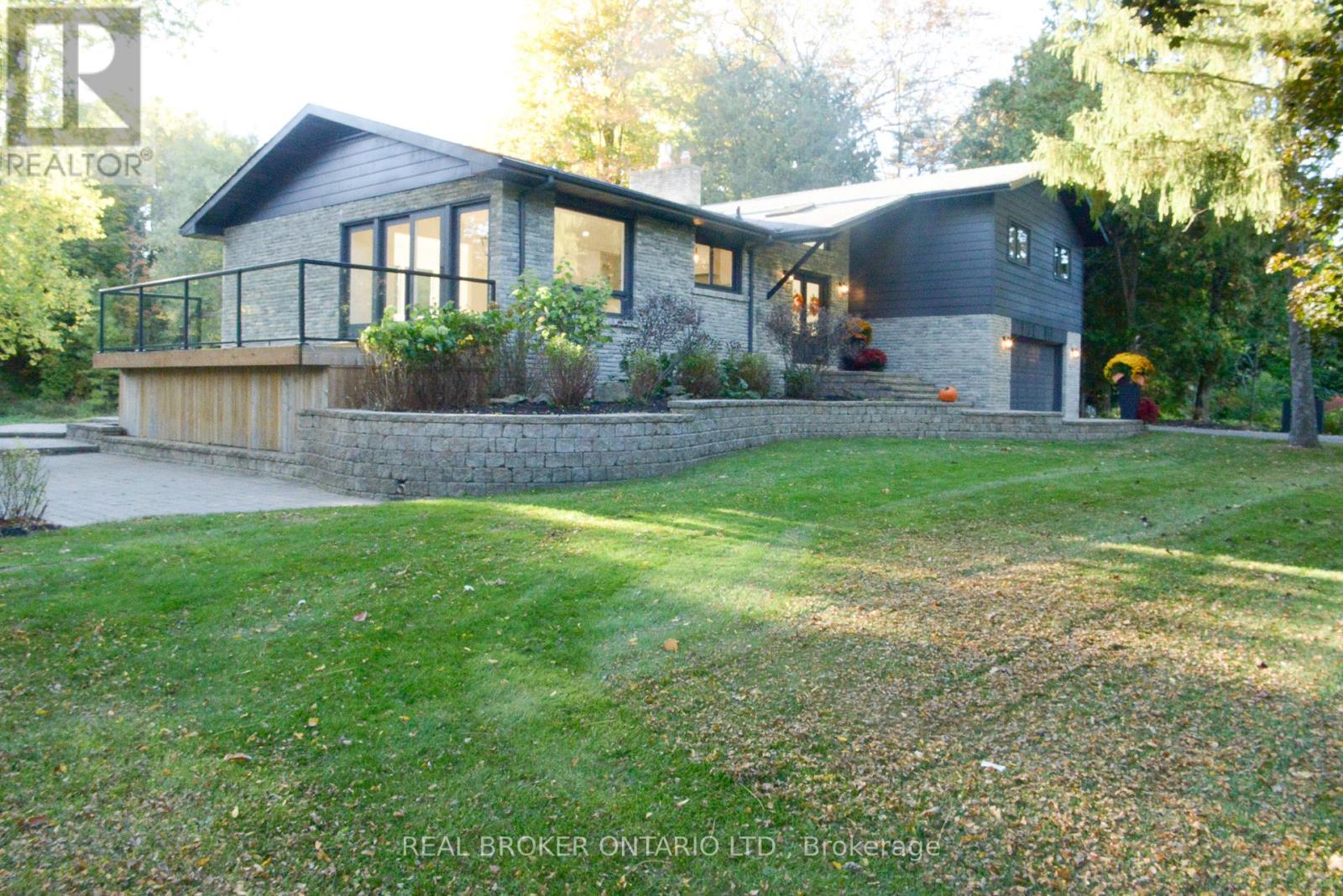 572 MAIN STREET E, Halton Hills, Ontario