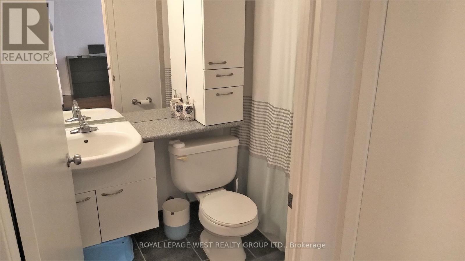 217 - 1040 The Queensway, Toronto, Ontario  M8Z 1P7 - Photo 6 - W12465978