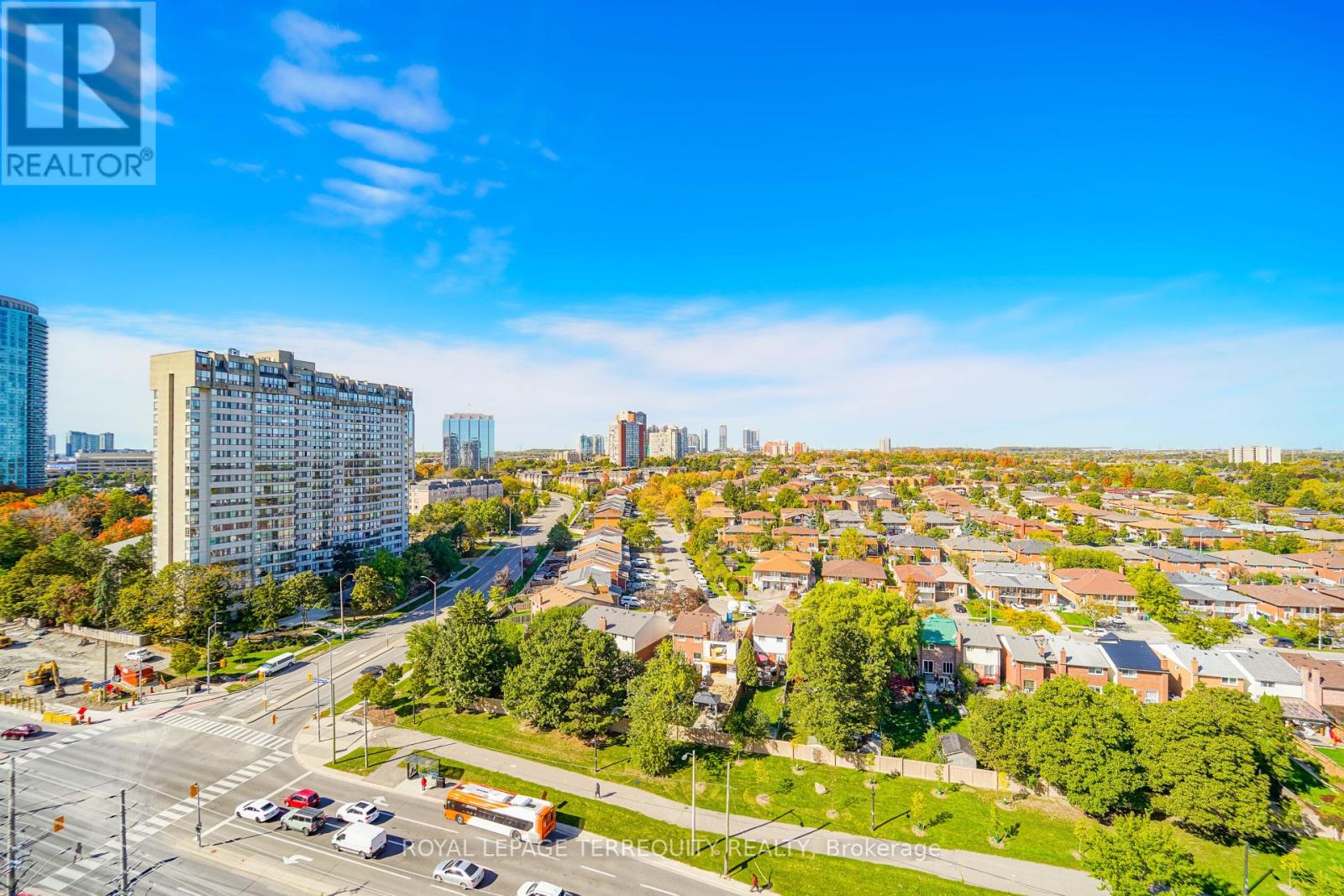 1402 - 200 Burnhamthorpe Road E, Mississauga, Ontario  L5A 4L4 - Photo 24 - W12465979