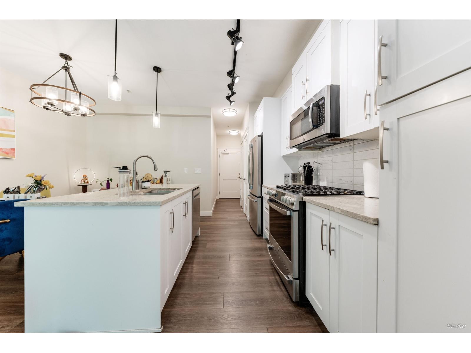 402 11077 Ravine Road, Surrey, British Columbia V3T 5S2 - Photo 8 - R3059121