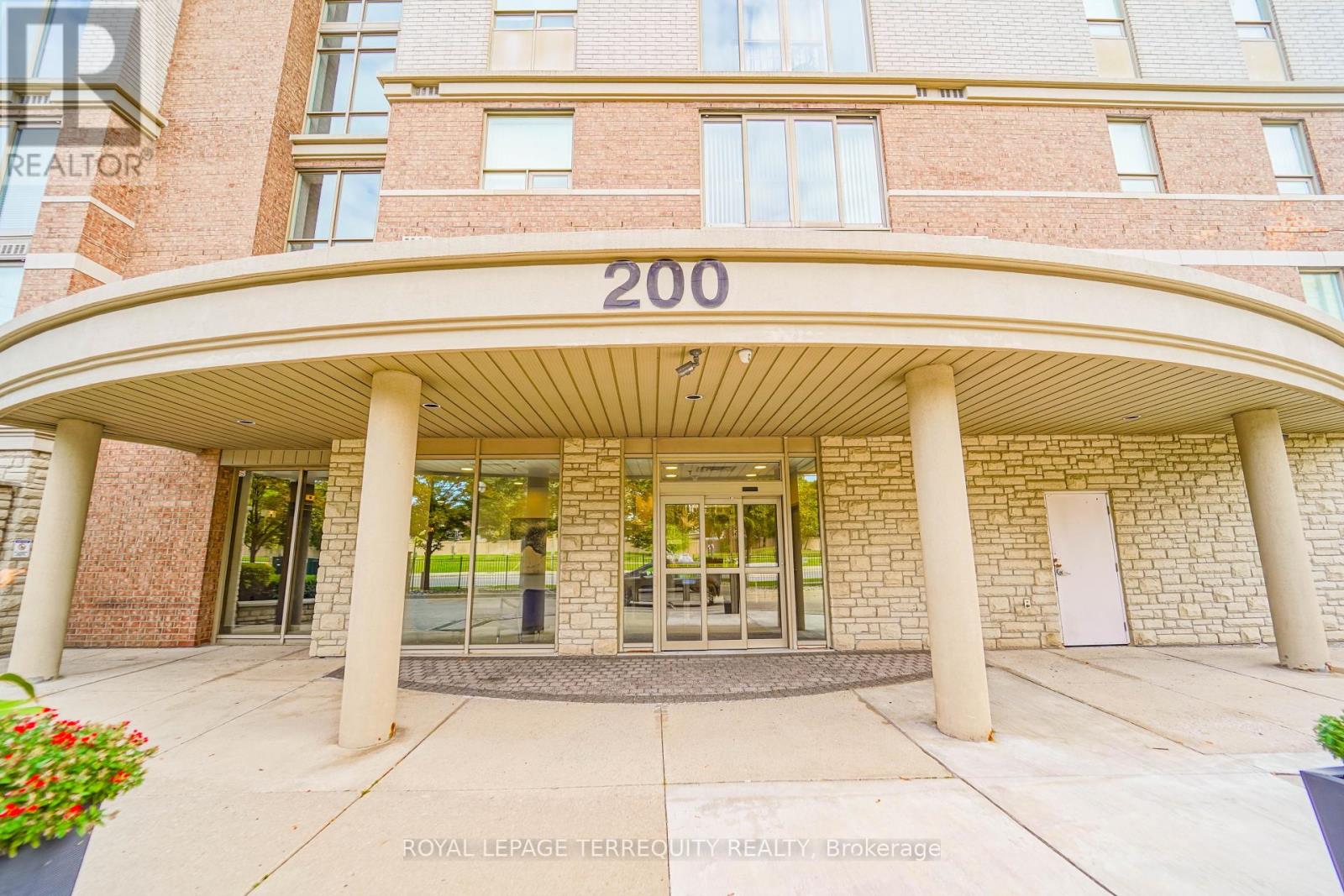1402 - 200 Burnhamthorpe Road E, Mississauga, Ontario  L5A 4L4 - Photo 40 - W12465979