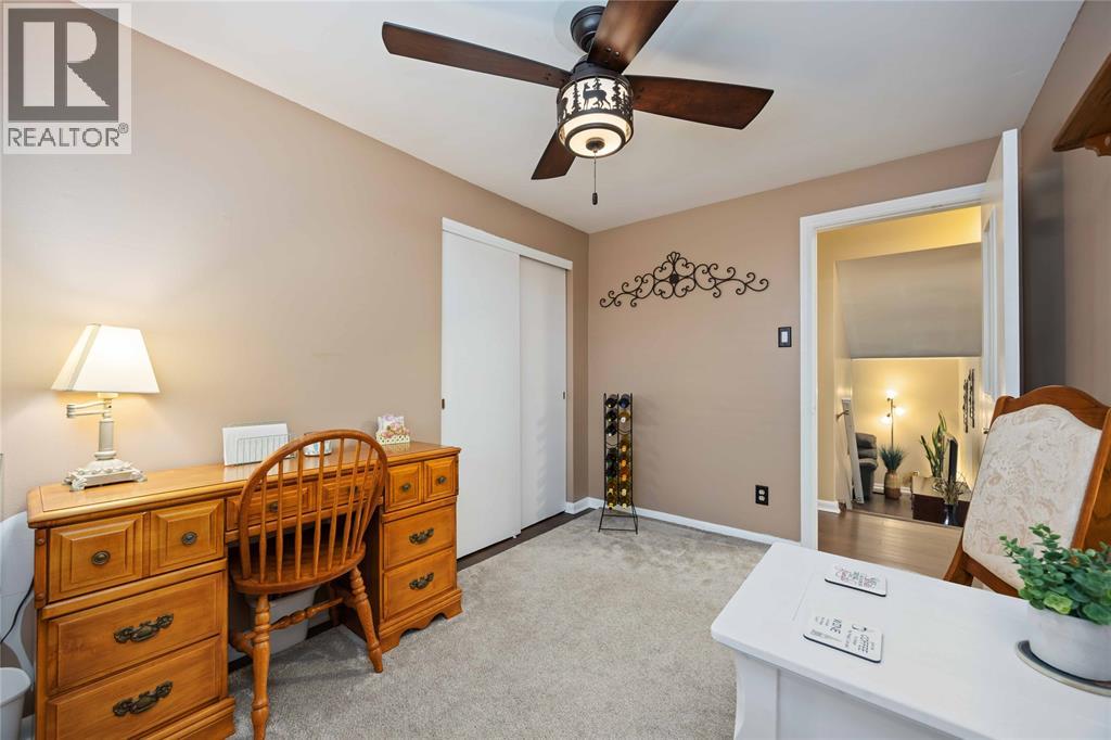 53 Vimy Crescent, Sarnia, Ontario  N7S 1J7 - Photo 8 - 25026343