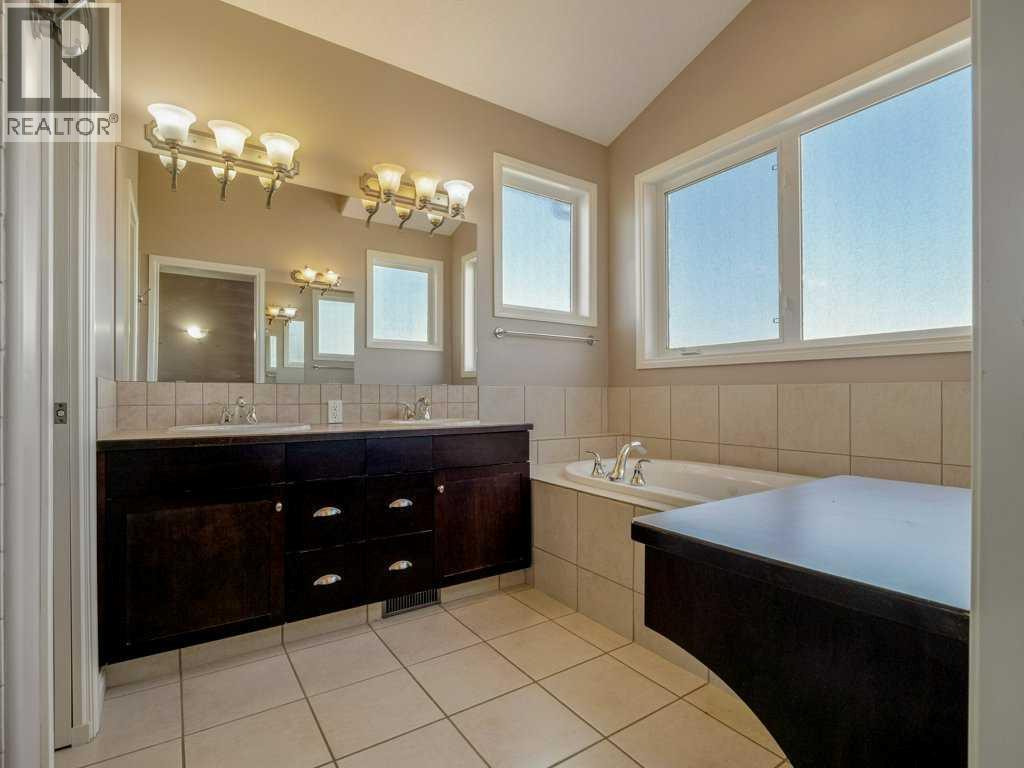191 Riverstone Boulevard W, Lethbridge, Alberta  T1K 5N7 - Photo 15 - A2264542