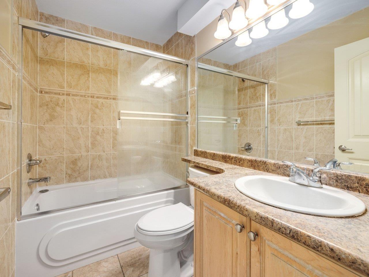 15354 Royal Avenue, White Rock, British Columbia  V4B 1M8 - Photo 35 - R3058007