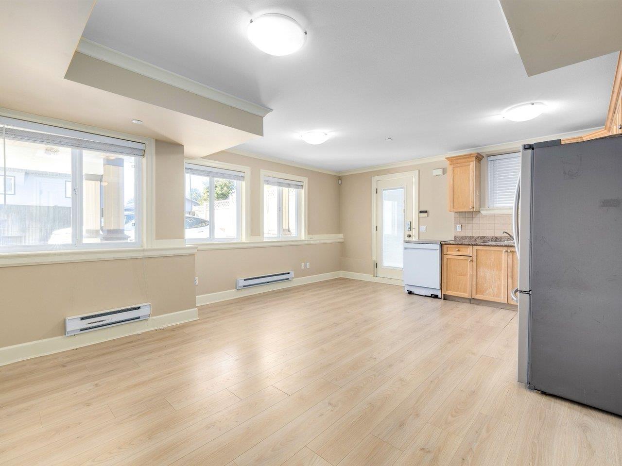 15354 Royal Avenue, White Rock, British Columbia  V4B 1M8 - Photo 32 - R3058007