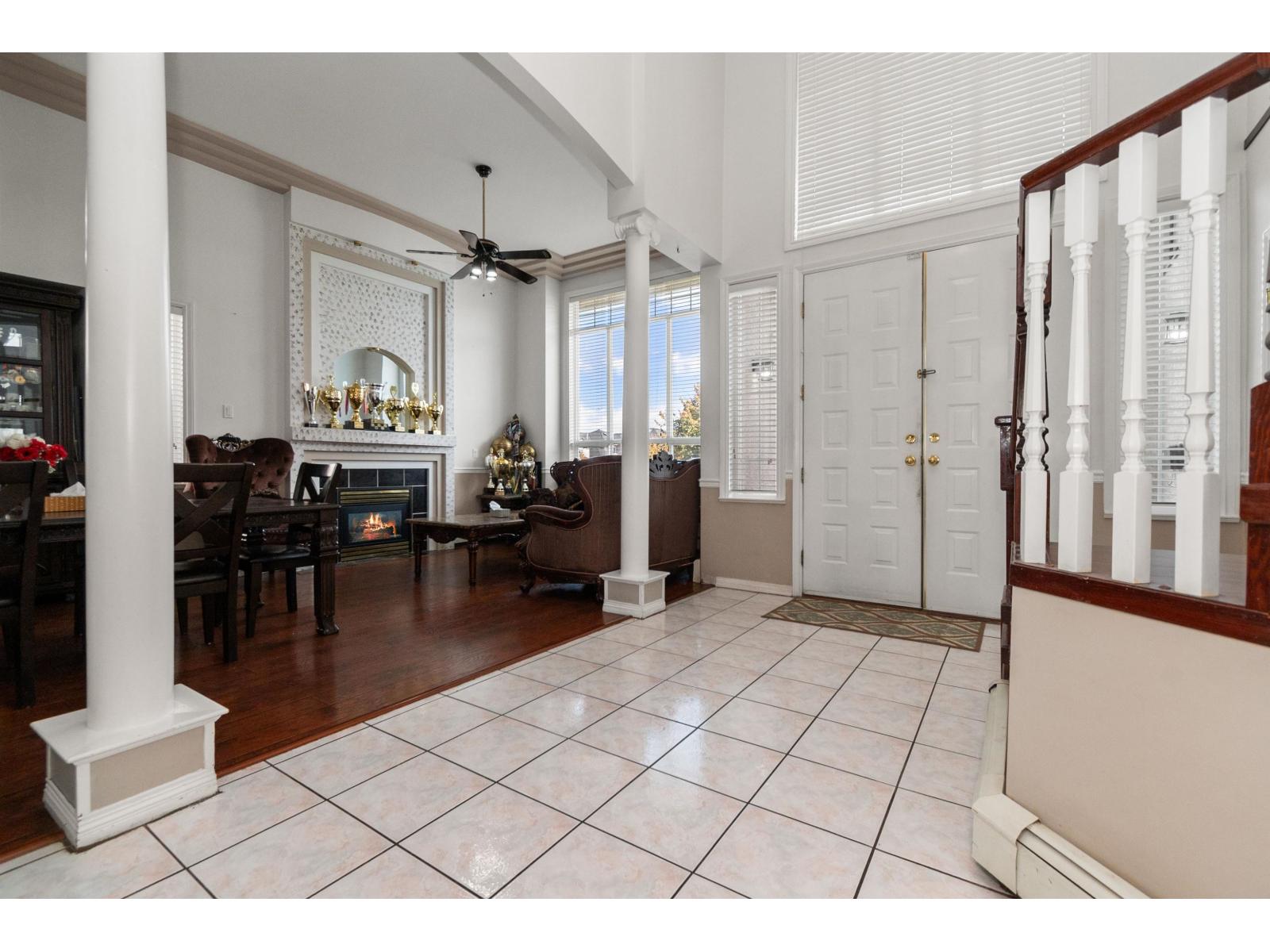 3567 Summit Drive, Abbotsford, British Columbia  V2T 6S4 - Photo 4 - R3058366