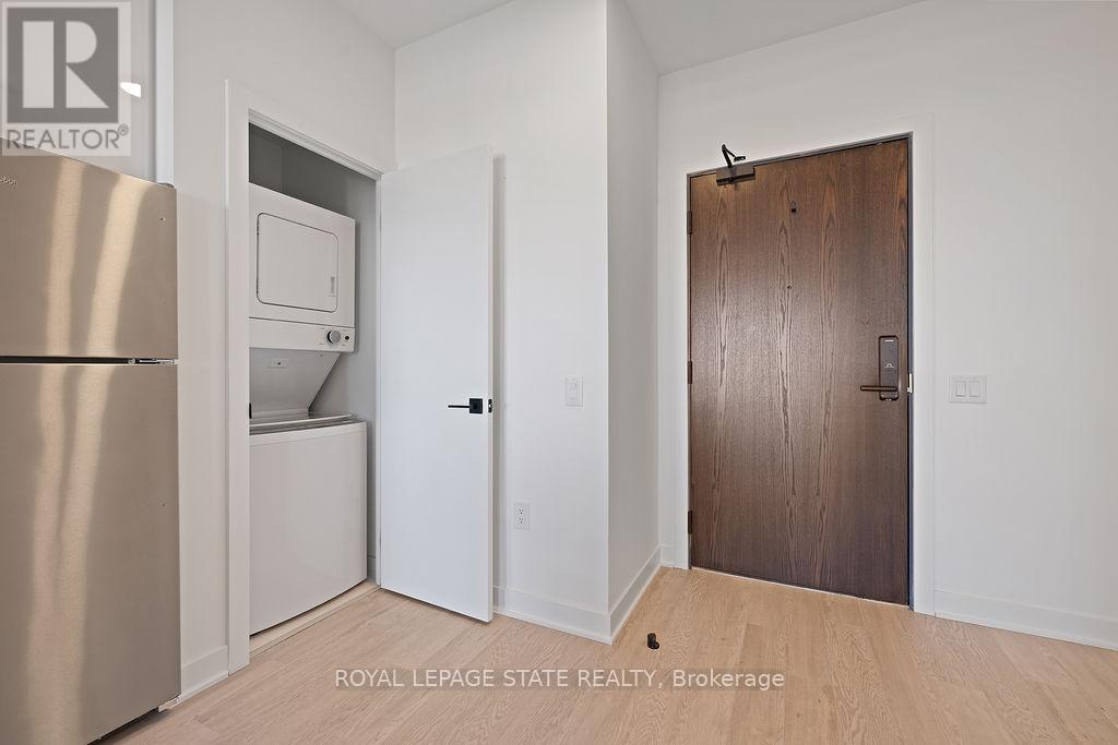 1112 - 2782 Barton Street E, Hamilton, Ontario  L8E 2J8 - Photo 13 - X12465866