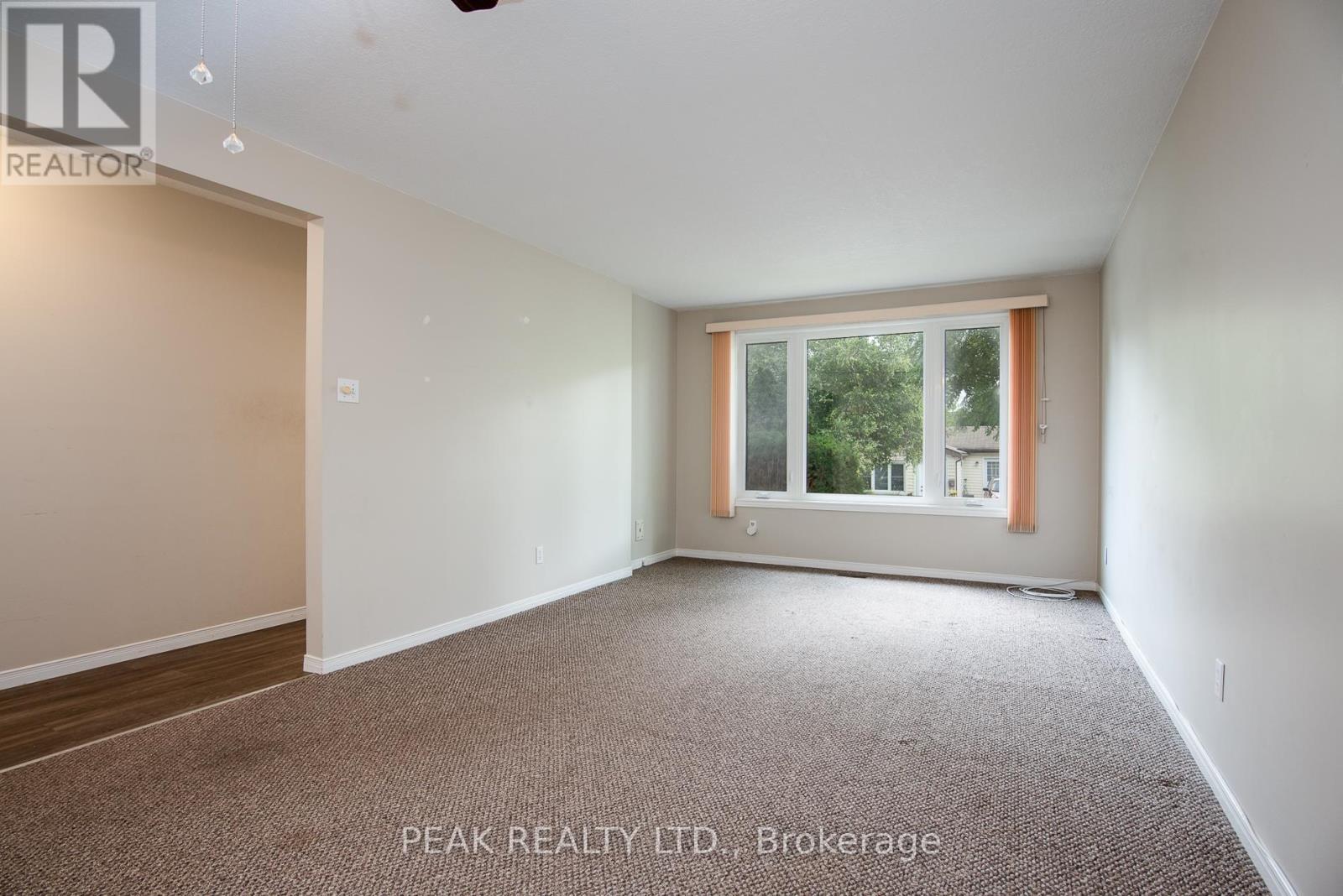 A & B - 9 Macville Avenue, Kitchener, Ontario  N2K 1T2 - Photo 8 - X12466007