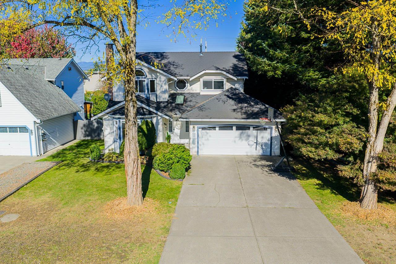 20315 94B AVENUE, langley, British Columbia