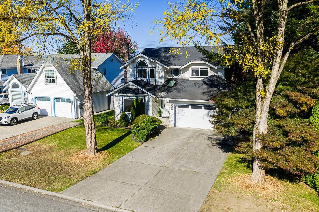 20315 94b Avenue, Langley, British Columbia  V1M 1Y8 - Photo 2 - R3058981