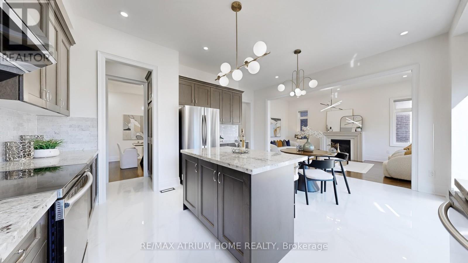 37 Hamster Crescent, Aurora, Ontario  L4G 3G7 - Photo 14 - N12465946
