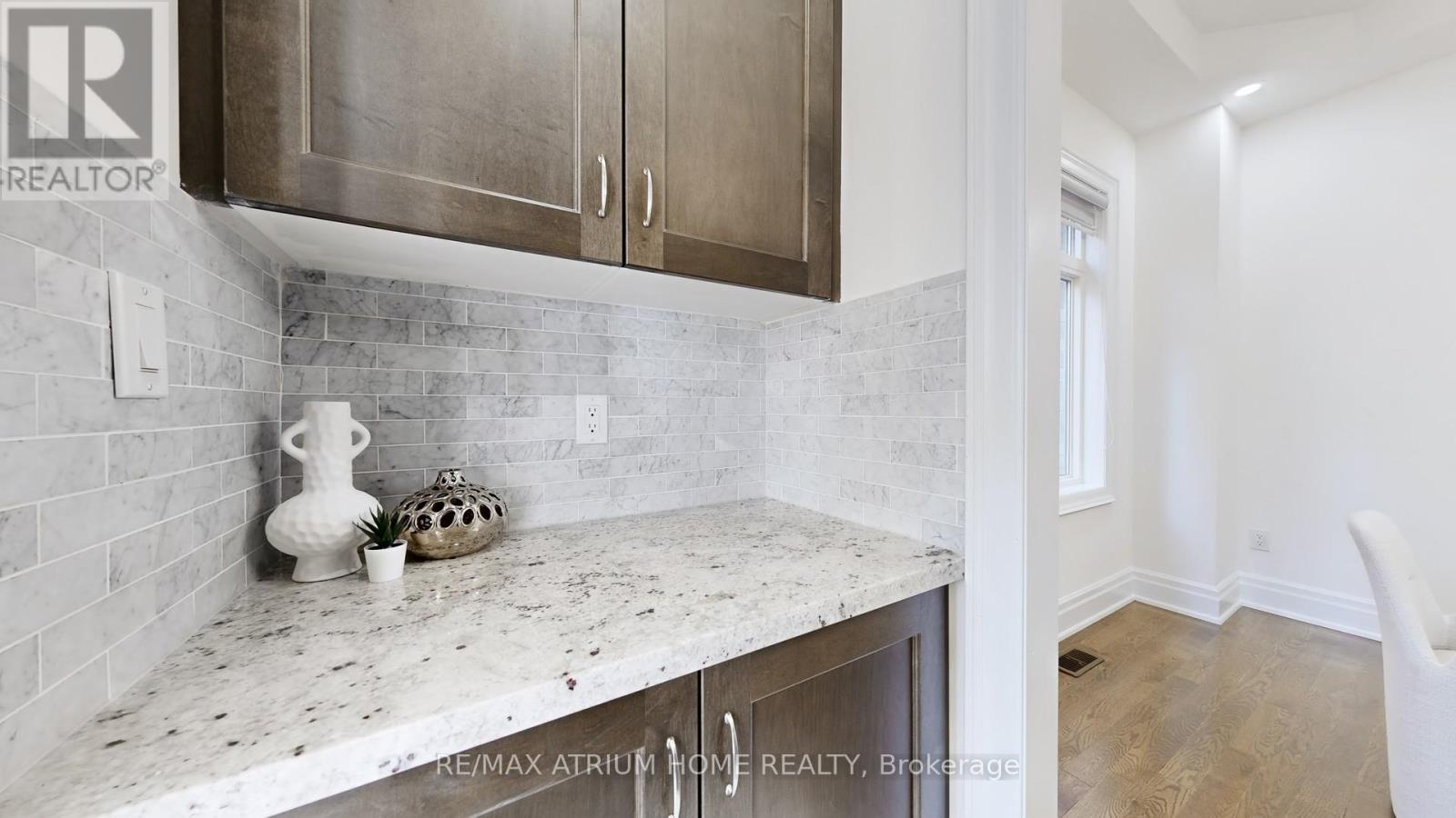 37 Hamster Crescent, Aurora, Ontario  L4G 3G7 - Photo 15 - N12465946