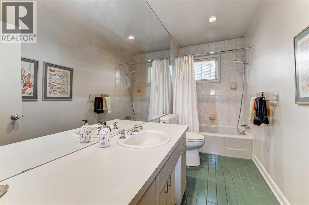 4235 Britannia Drive Sw, Calgary, Alberta  T2S 1J4 - Photo 30 - A2261794