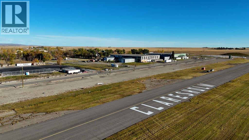 11 Lancaster Drive, Claresholm, Alberta  T0L 0T0 - Photo 1 - A2263248