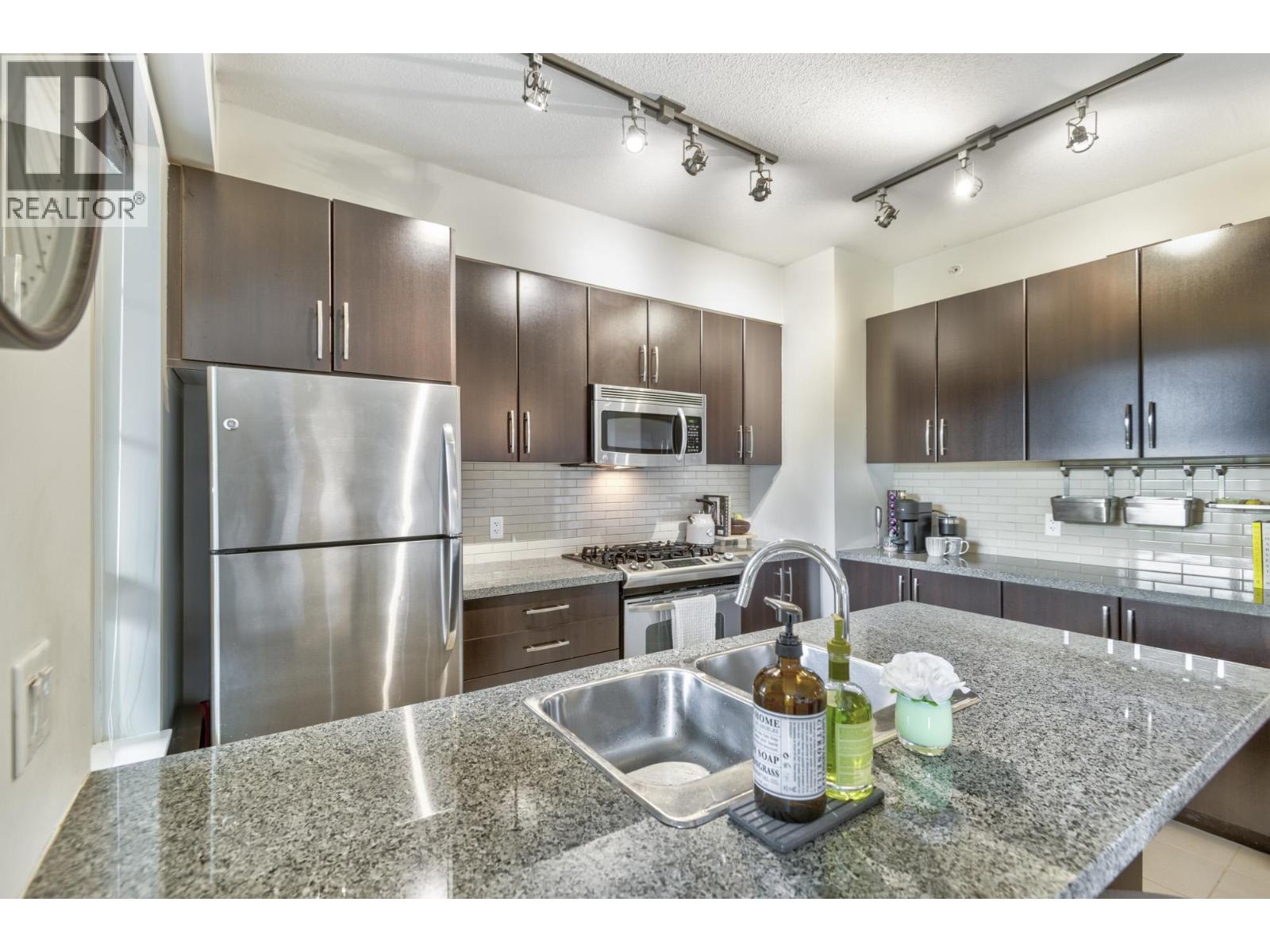 410 701 Klahanie Drive, Port Moody, British Columbia  V3H 5L6 - Photo 9 - R3058973