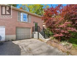 7 ACRES Street, Paris, Ontario