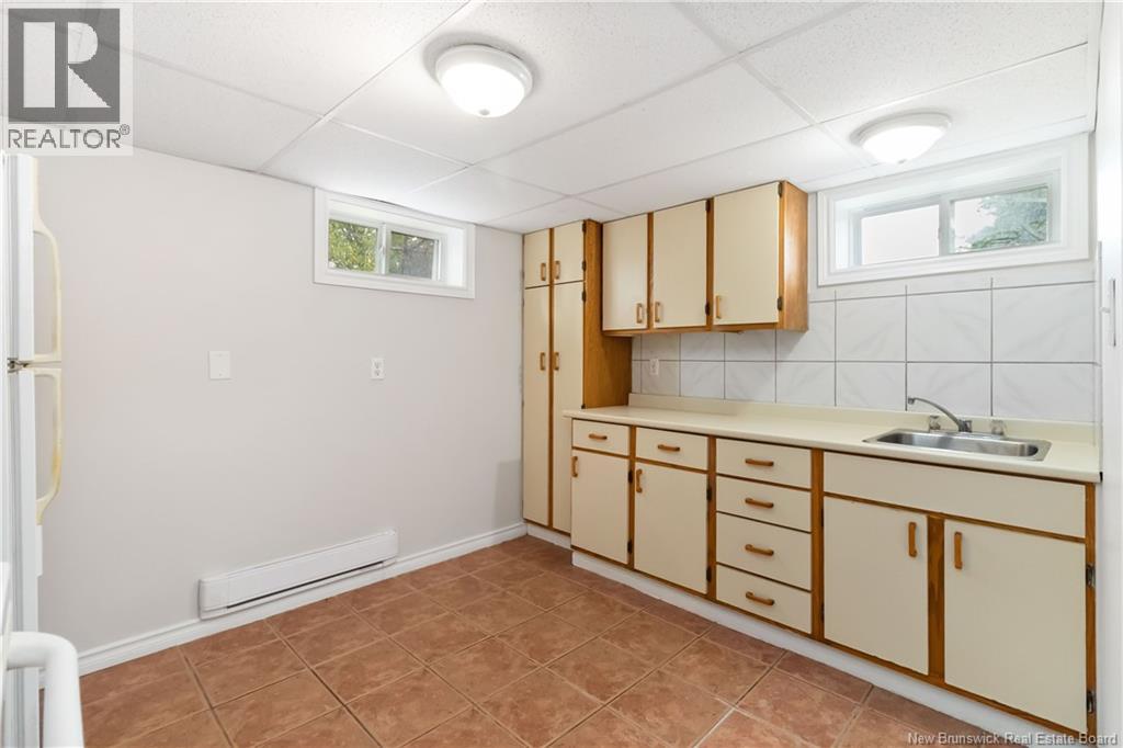 270 Whitepine, Riverview, New Brunswick  E1B 3M2 - Photo 9 - NB128626