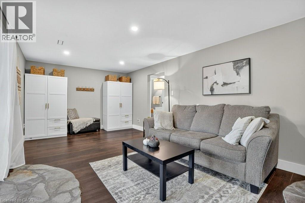 34 Dunsmere Court, Kitchener, Ontario  N2E 1V4 - Photo 29 - 40779622