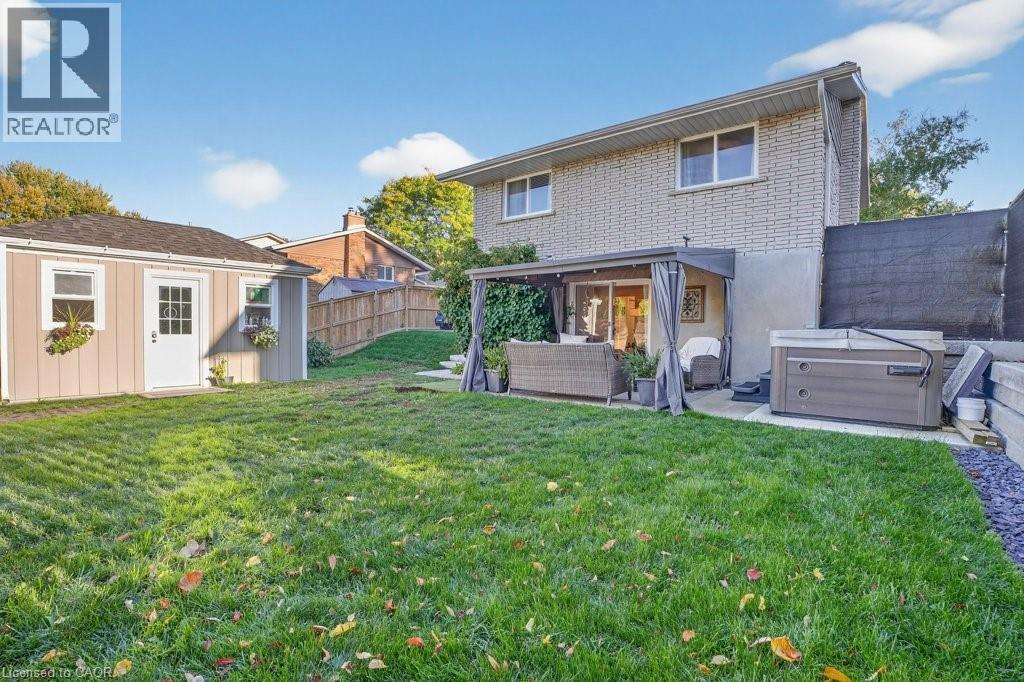 34 Dunsmere Court, Kitchener, Ontario  N2E 1V4 - Photo 35 - 40779622