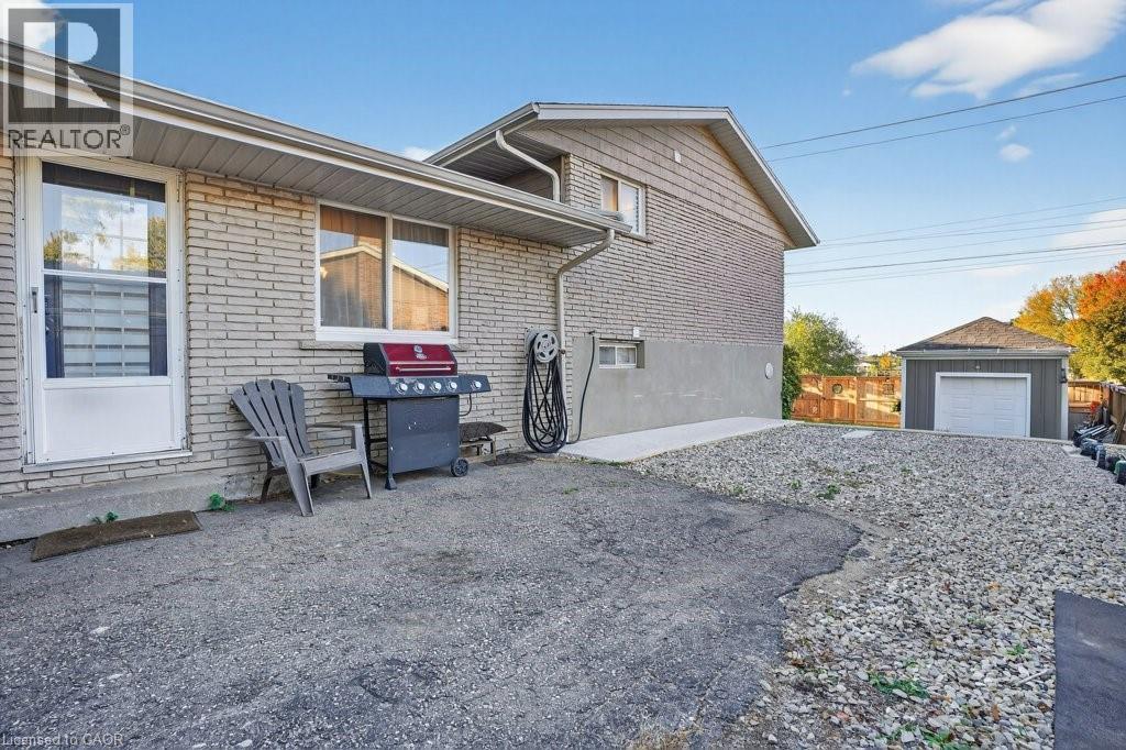34 Dunsmere Court, Kitchener, Ontario  N2E 1V4 - Photo 38 - 40779622